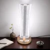 أباجورة LED بتصميم زجاجي شبكي منقوش فريد بقاعدة ذهبية، يضيء مكتبًا. إضاءة حديثة وساحرة للمنزل.
