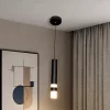 اكتشف معلقة ليد بشكل أسطواني أسود وأبيض أنيق. تصميم عصري، ومصنوع من مواد عالية الجودة. إضاءة دافئة لغرف المعيشة والطعام والمطابخ.