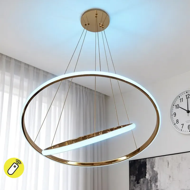 نجفة ليد مودرن حلقتان ذهبي- إضاءة ثلاثية الألوان مع ريموت كنترول وخاصية تعتيم، موديل 030874 نجفة ليد مودرن حلقتان ذهبي بإضاءة بيضاء لغرفة المعيشة