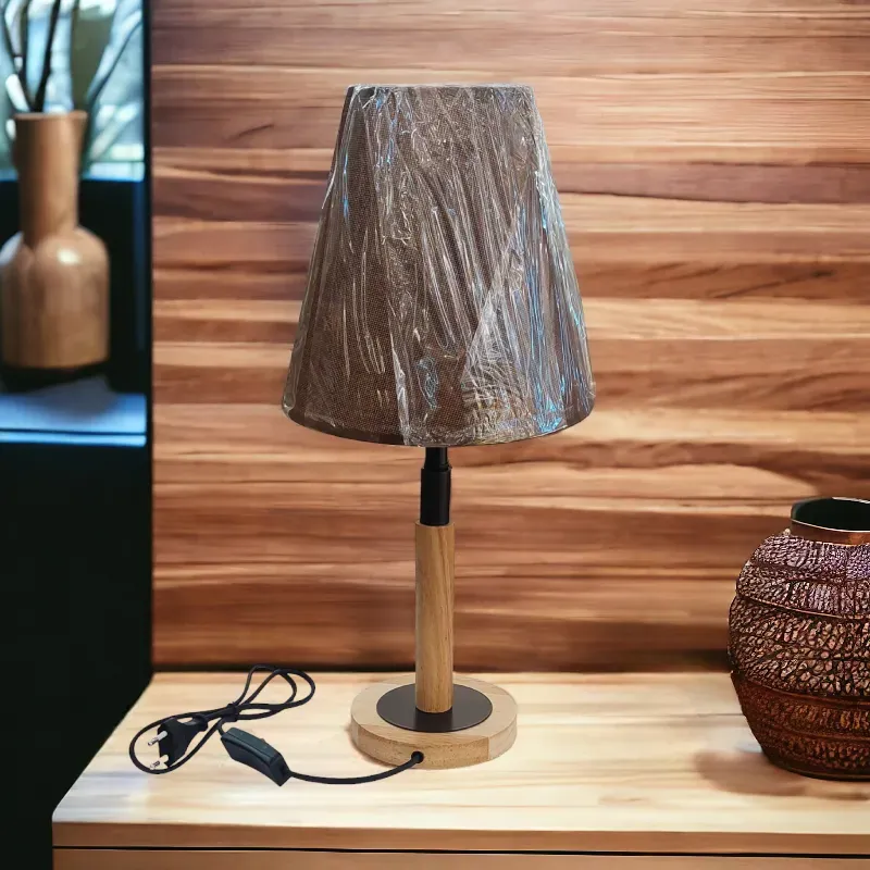 أباجورة نوم بقاعدة خشبية مستديرة وقائم معدني مع شابو من القماش البنى