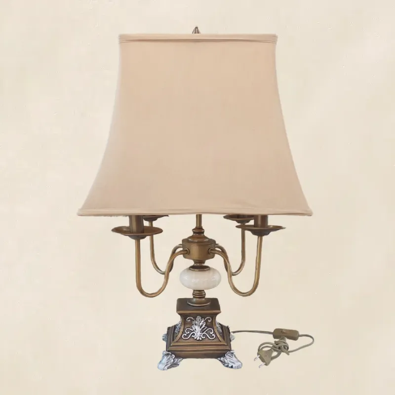 أباجورة نوم كلاسيكية موديل 016657 1.webp