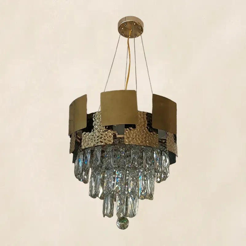 نجفة كريستال بإطار من ألواح مربعة ذهبية قطر 40 سم موديل 026562 1.webp