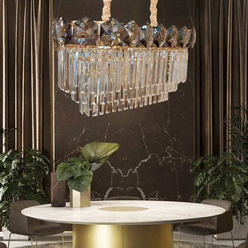 نجفة كريستال بإطار من الكريستال السداسى موديل 28176داخل غرفة 1.webp